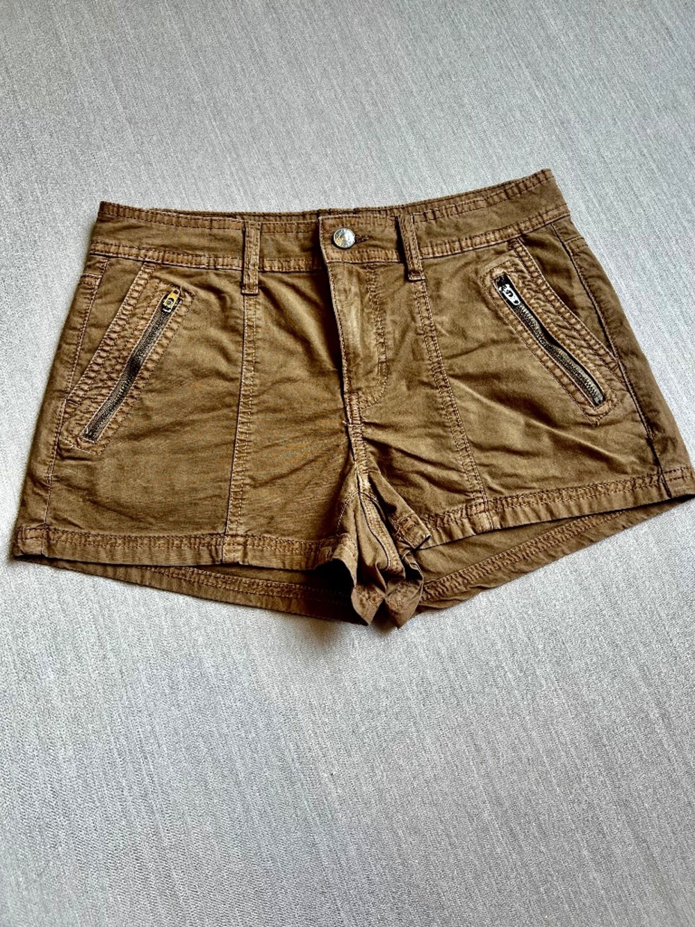 American Eagle Khaki Brown Short Shorts Size 0